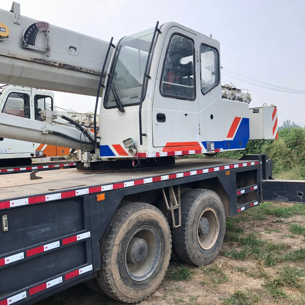 Uso De La Marca China Zoomlionn Qy25V Crane De Camió N Boom De Cinco Secciones 25ton Crane Hidrá Ulica PARA Camió N Con Grú a